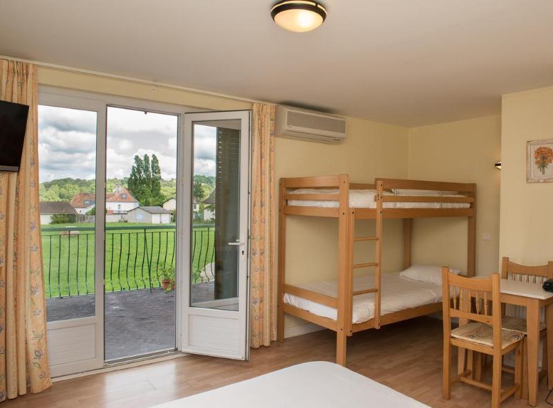 Logis Auberge Du Relais - Hotel & Restaurant Berenx Zewnętrze zdjęcie