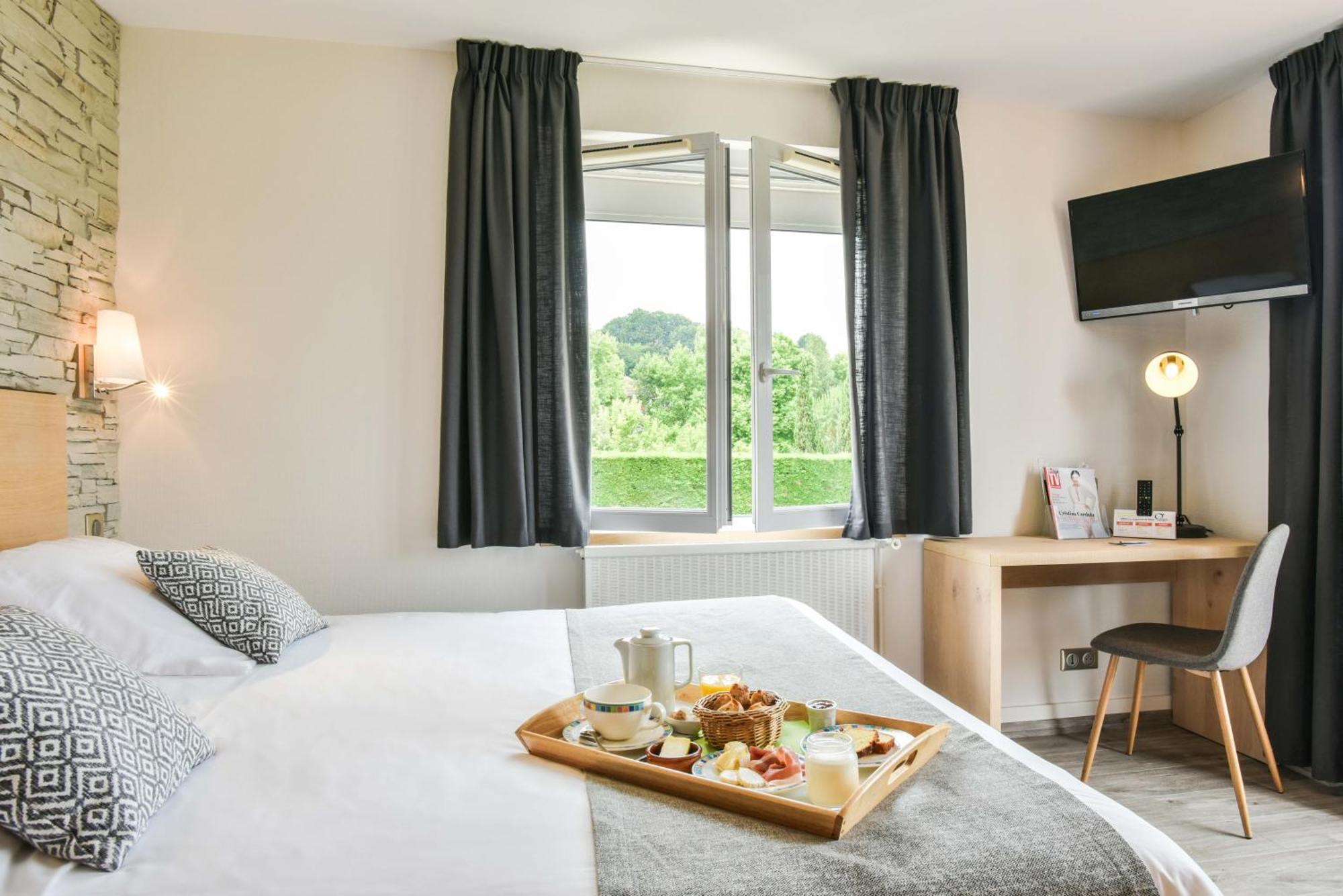 Logis Auberge Du Relais - Hotel & Restaurant Berenx Zewnętrze zdjęcie