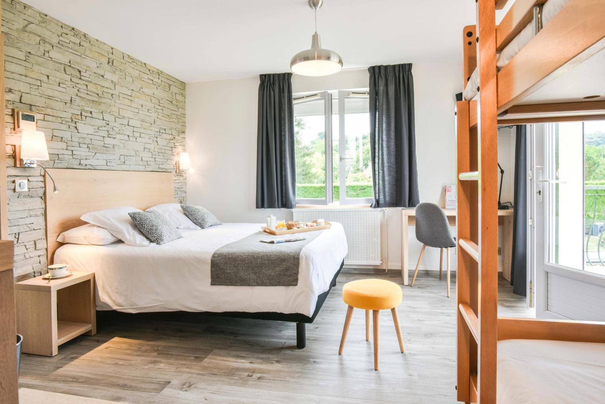 Logis Auberge Du Relais - Hotel & Restaurant Berenx Zewnętrze zdjęcie