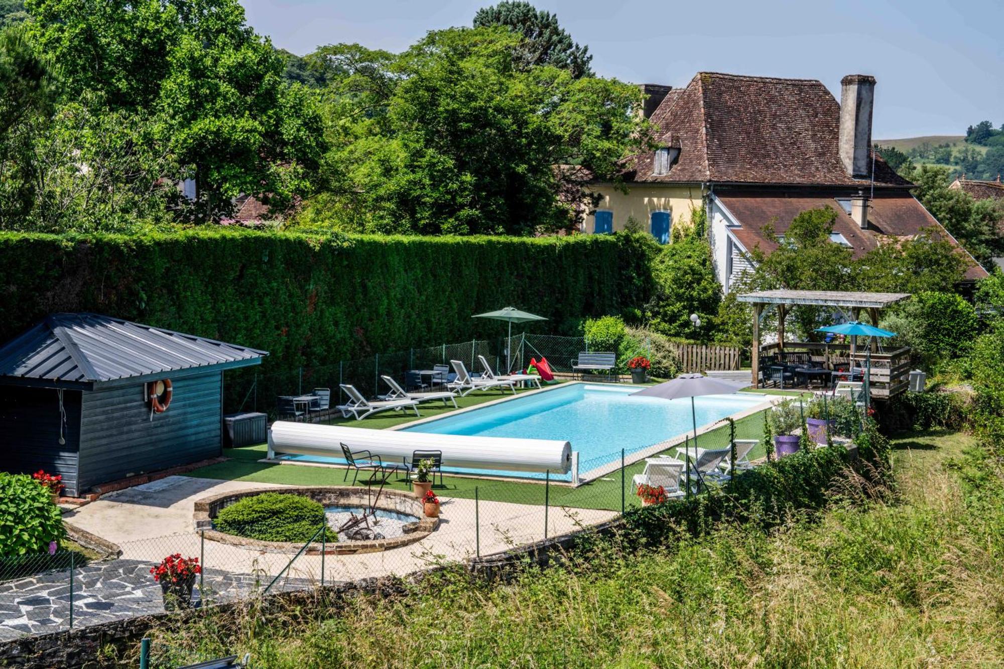 Logis Auberge Du Relais - Hotel & Restaurant Berenx Zewnętrze zdjęcie