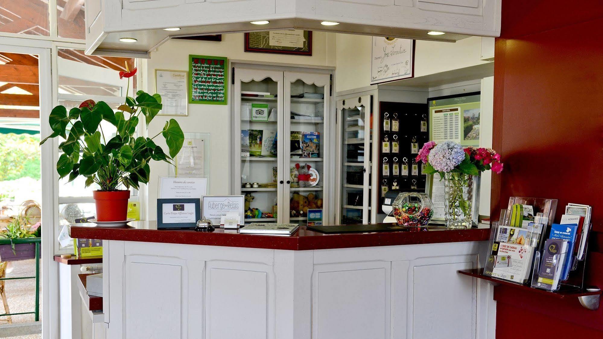 Logis Auberge Du Relais - Hotel & Restaurant Berenx Zewnętrze zdjęcie